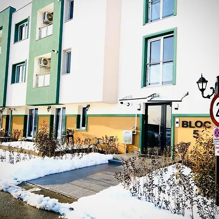 Airport Gardens Loft Apartment Otopeni Exterior photo