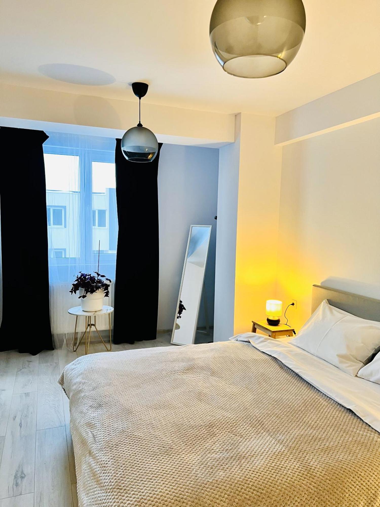 Airport Gardens Loft * Otopeni